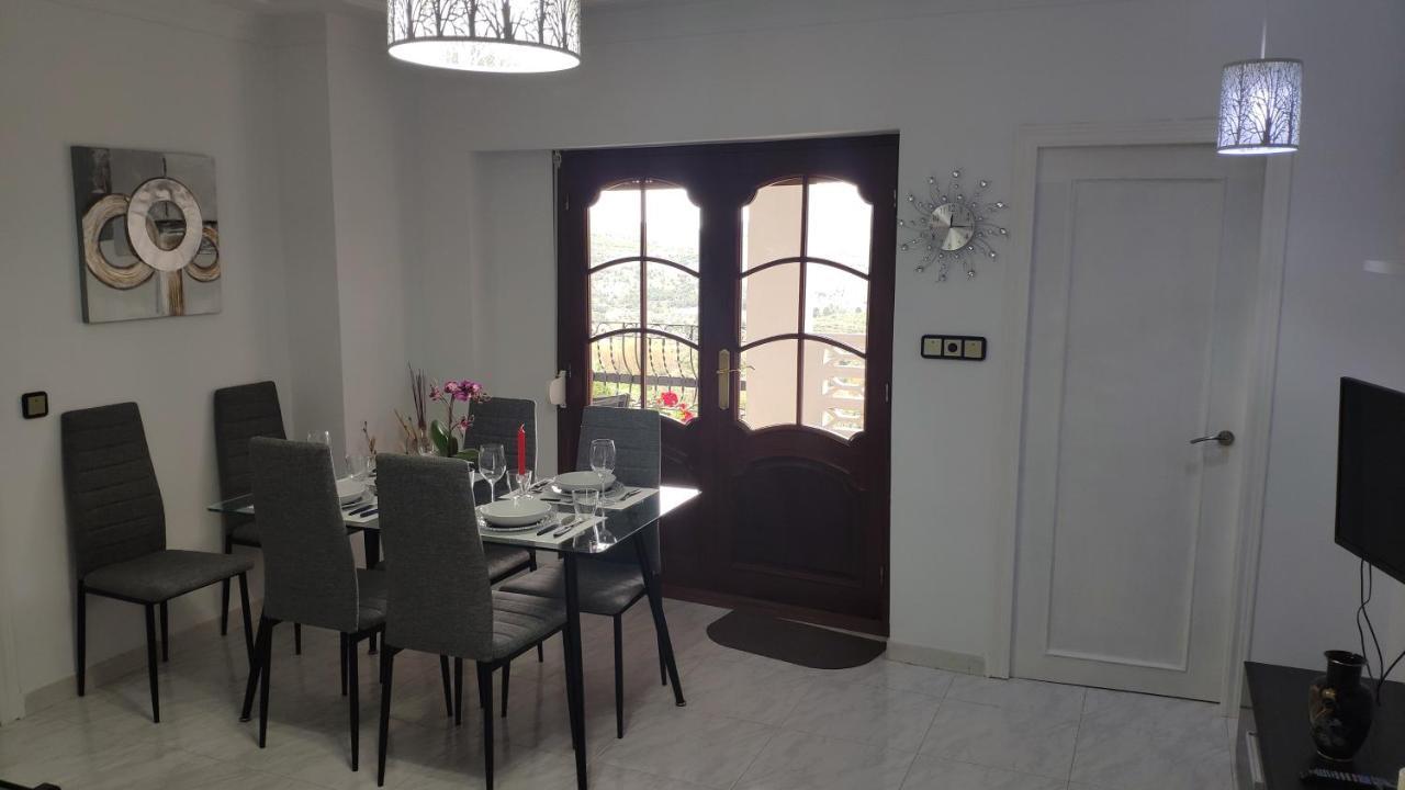 The Triplets Apartment Agres Luaran gambar