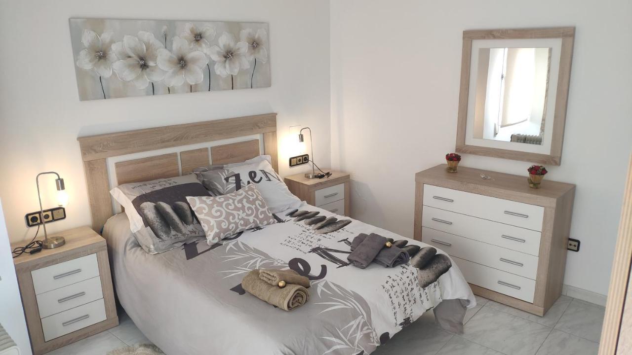 The Triplets Apartment Agres Luaran gambar