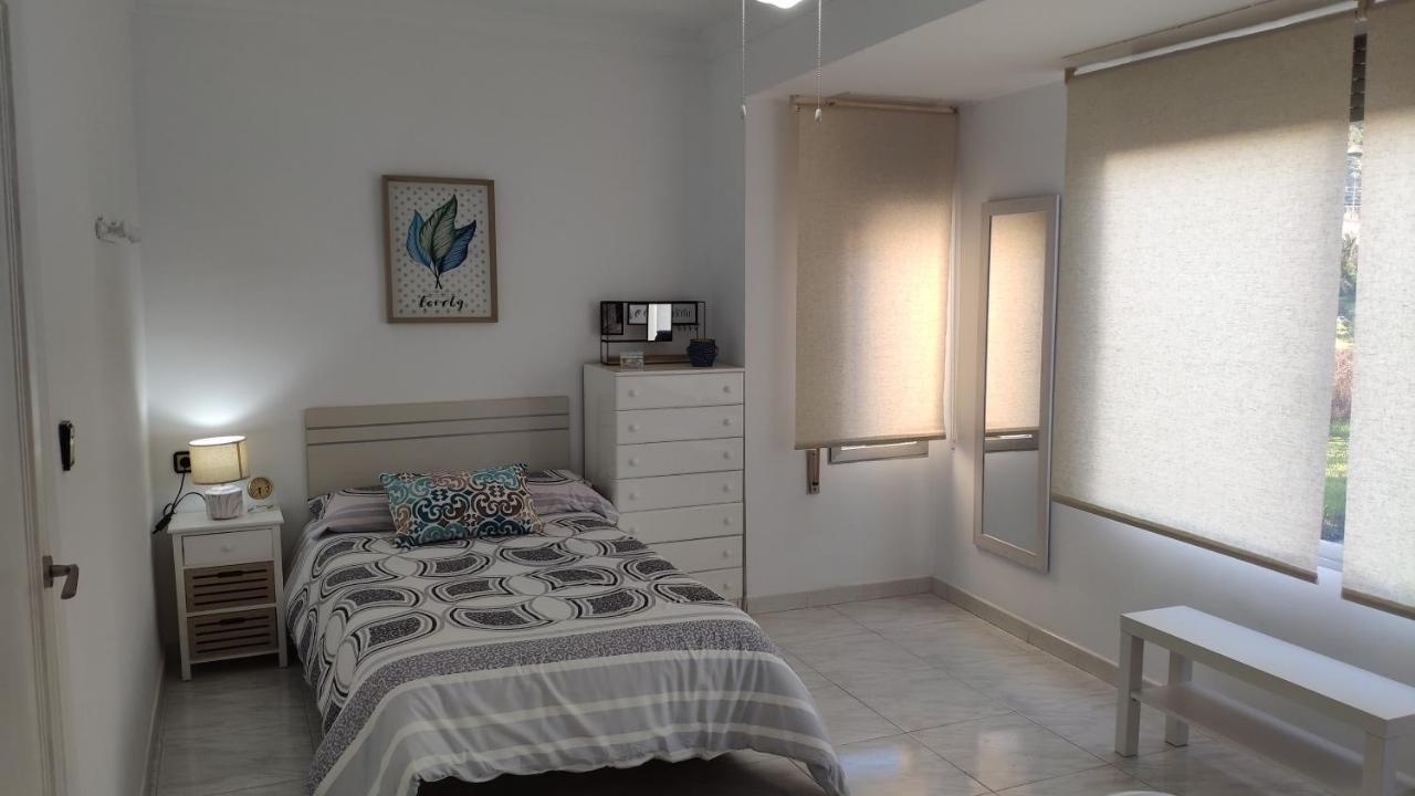 The Triplets Apartment Agres Luaran gambar